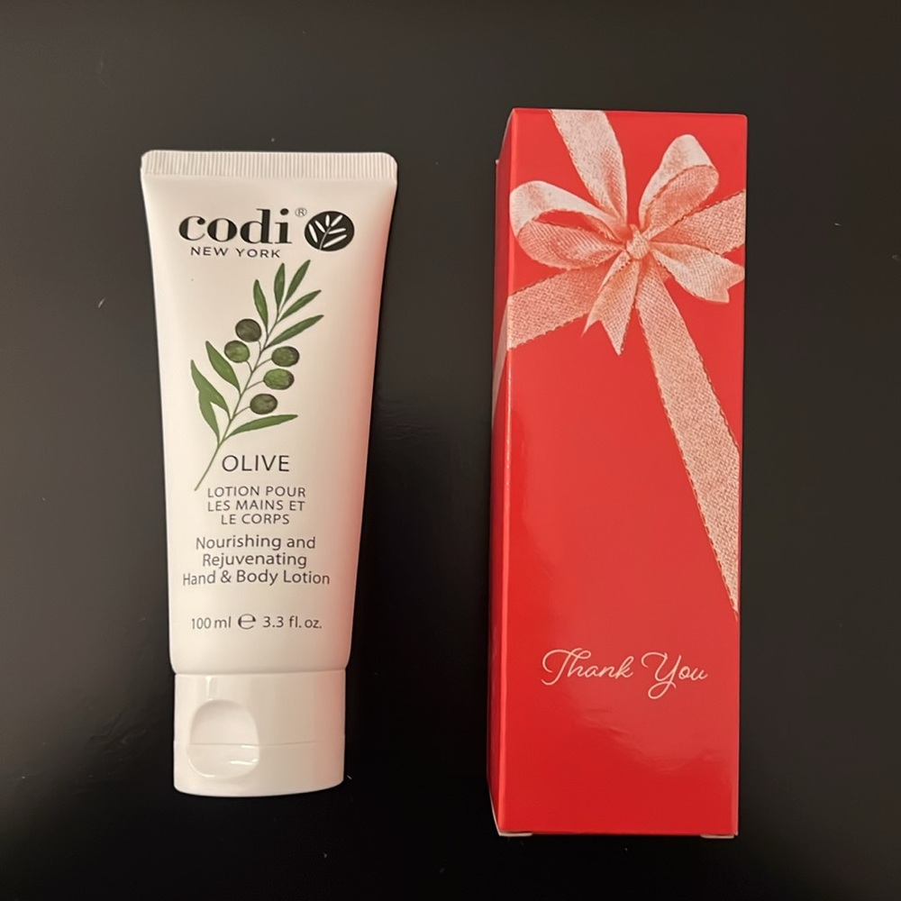 Codi Nee York Olive Hand Lotion